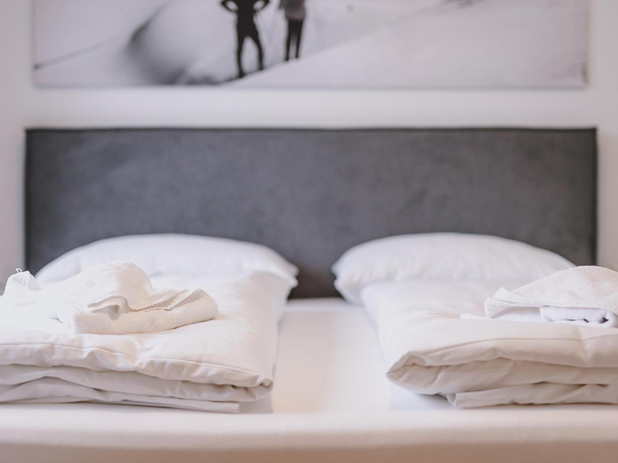 Fp Appartements By We Rent, Summercard Included كابرون الغرفة الصورة
